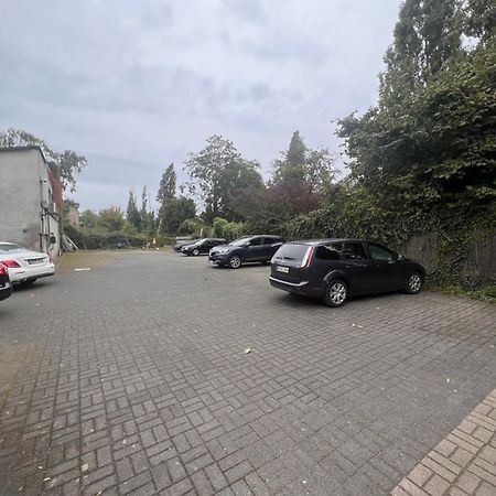 Hotel Montan Дуйсбург Екстериор снимка