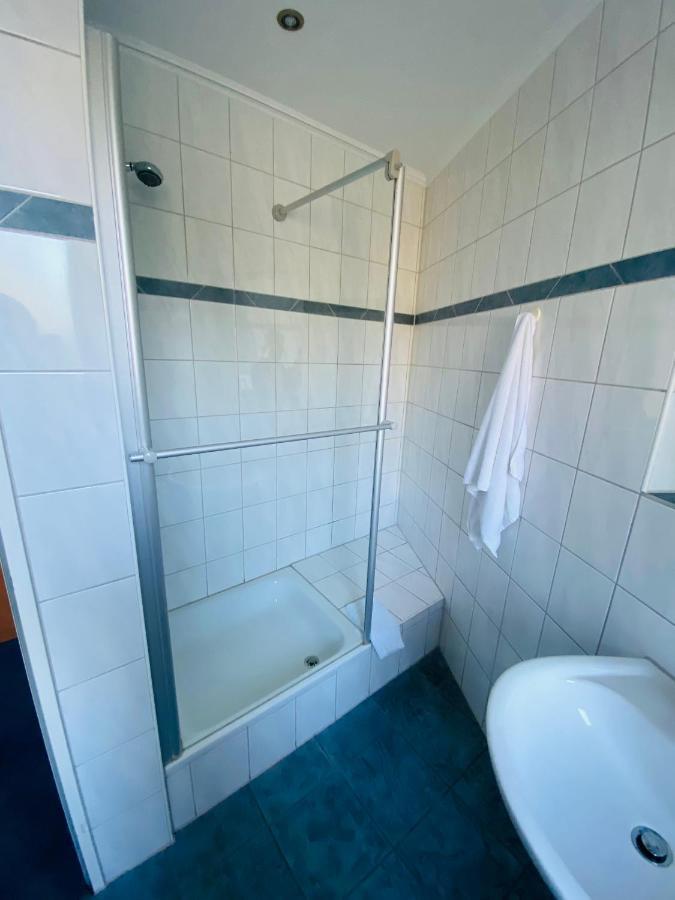 Hotel Montan Дуйсбург Екстериор снимка